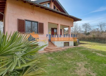 Foto 7 - Villa via del pozzo
 
1, Albizzate - photo 7