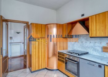 Foto 14 - Villa via del pozzo
 
1, Albizzate - photo 14