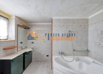 Foto 27 - Villa via del pozzo
 
1, Albizzate - photo 27