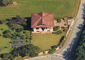 Foto 31 - Villa via del pozzo
 
1, Albizzate - photo 31