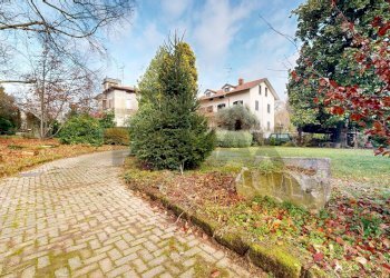 Giardino - Villa Via De Amicis
 
6, Venegono Superiore - foto 3