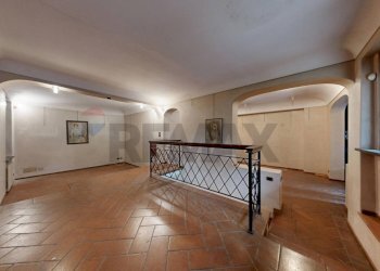 Camera / camera da letto - Villa Via De Amicis
 
6, Venegono Superiore - foto 9