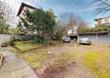 Giardino - Villa Via De Amicis
 
6, Venegono Superiore - foto 6