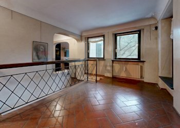 Hall / corridoio - Villa Via De Amicis
 
6, Venegono Superiore - foto 8