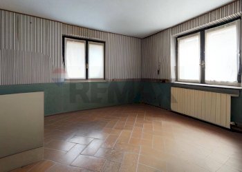 Stanza vuota - Villa Via De Amicis
 
6, Venegono Superiore - foto 18