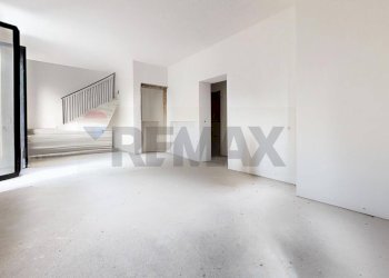 Stanza vuota - Villa Via De Amicis
 
6, Venegono Superiore - foto 20