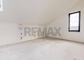 Stanza vuota - Villa Via De Amicis
 
6, Venegono Superiore - foto 21