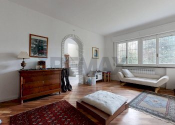 Soggiorno - Villa Via De Amicis
 
6, Venegono Superiore - foto 32