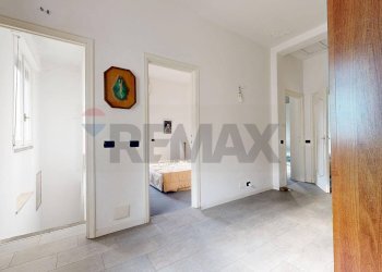 Hall / corridoio - Villa Via De Amicis
 
6, Venegono Superiore - foto 36