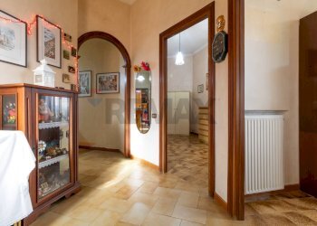 Hall / corridoio - Quadrilocale Via Nino Bixio
 
15, Frascati - foto 2