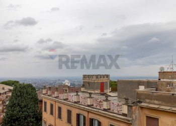 Edificio all\'aperto - Quadrilocale Via Nino Bixio
 
15, Frascati - foto 18