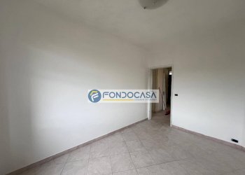 prima camera matrimoniale - Quadrilocale via calcina, Luni - foto 18