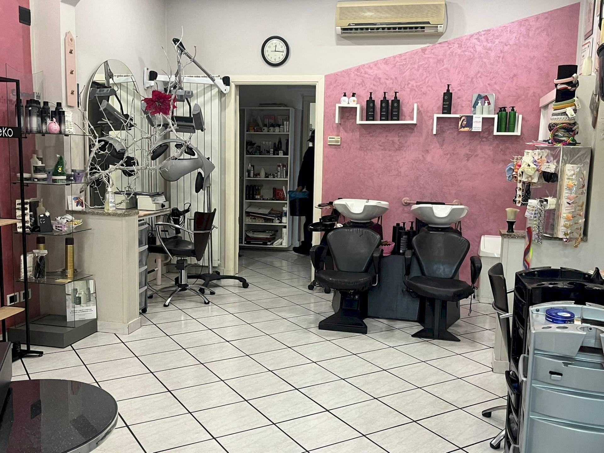 Foto 3 - Locale Commerciale via Roma
 
53, Gorla Minore - foto 3