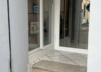 Foto 5 - Locale Commerciale via Roma
 
53, Gorla Minore - foto 5