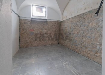 Stanza vuota - Locale Commerciale Via Giorgio Castriota
 
2, Palermo - foto 7