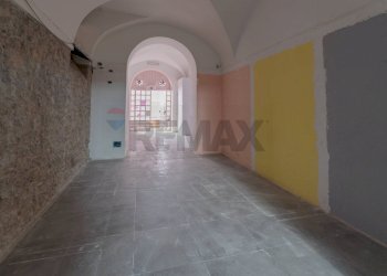 Stanza vuota - Locale Commerciale Via Giorgio Castriota
 
2, Palermo - foto 8