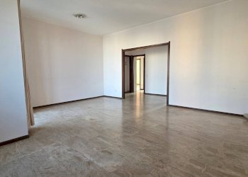 Foto 4 - Quadrilocale Via Sporting Mirasole
 
6, Opera - foto 4