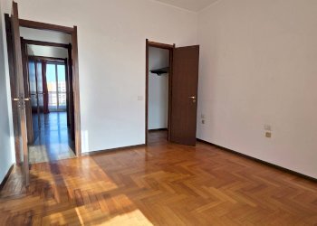 Foto 24 - Quadrilocale Via Sporting Mirasole
 
6, Opera - foto 24