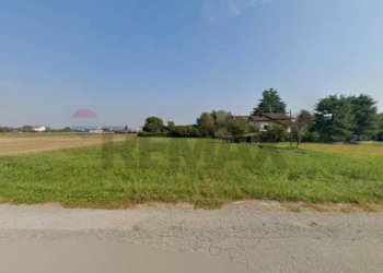 Giardino - Terreno edificabile Via Manzoni
 
SNC, Cairate - foto 2