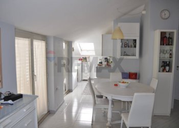 Sala da pranzo - Attico via rocco di cillo
 
8, Ragusa - foto 5