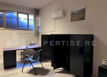 Foto 18 - Commercial Premises Via Tripoli
 
106, Aci Castello - photo 18