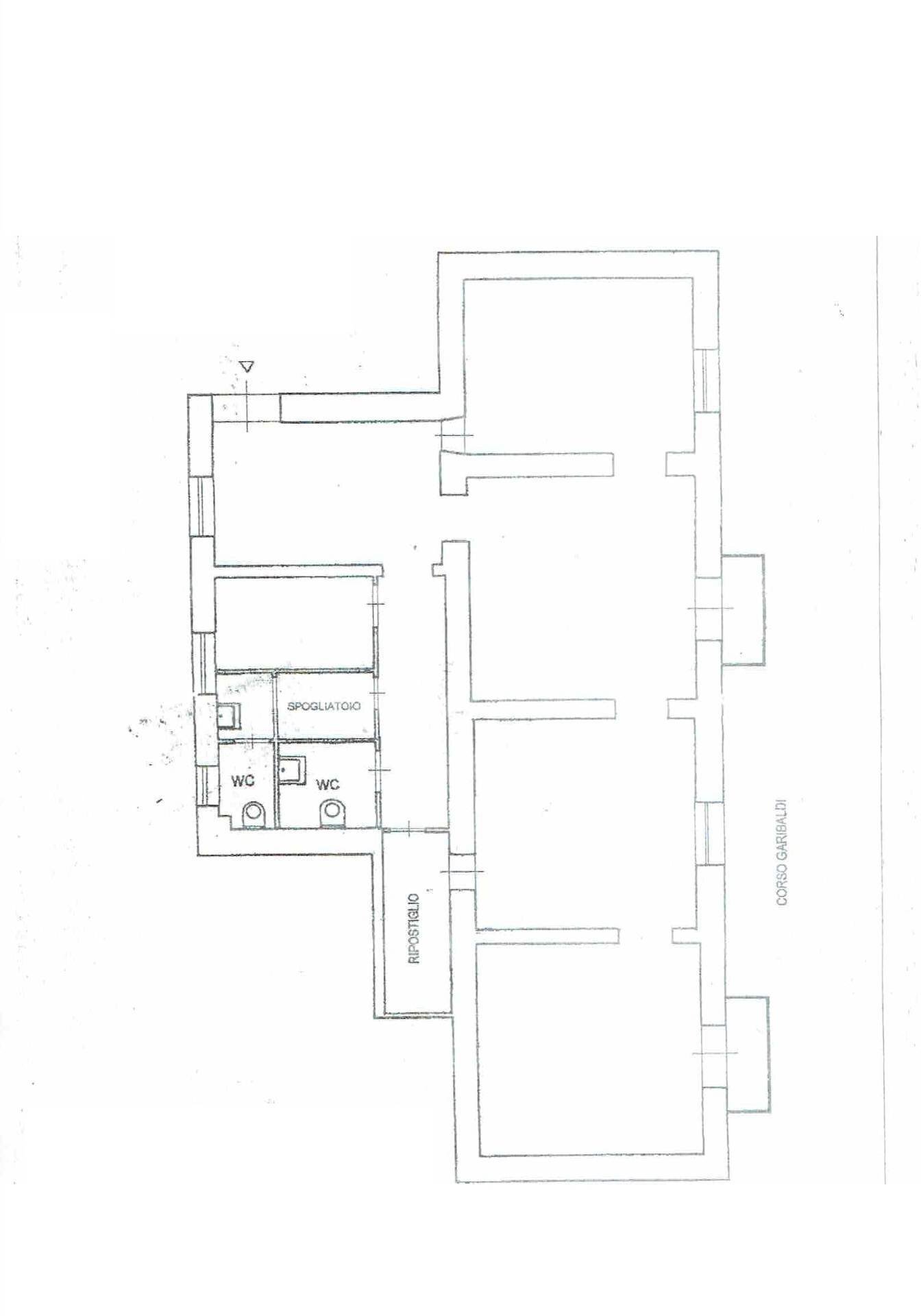 Foto 23 - Appartamento Piazza Garibaldi
 
26, Napoli - planimetria 1