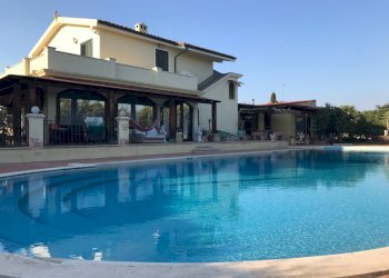 Foto 1 - Villa Quartu Sant'Elena - foto 1
