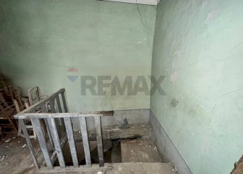 Scale - Semi-detached house via Sannio
 
34, Ferrazzano - photo 15