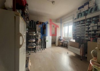 Foto 3 - Locale Commerciale viale san lorenzo
 
69, Ardea - foto 3