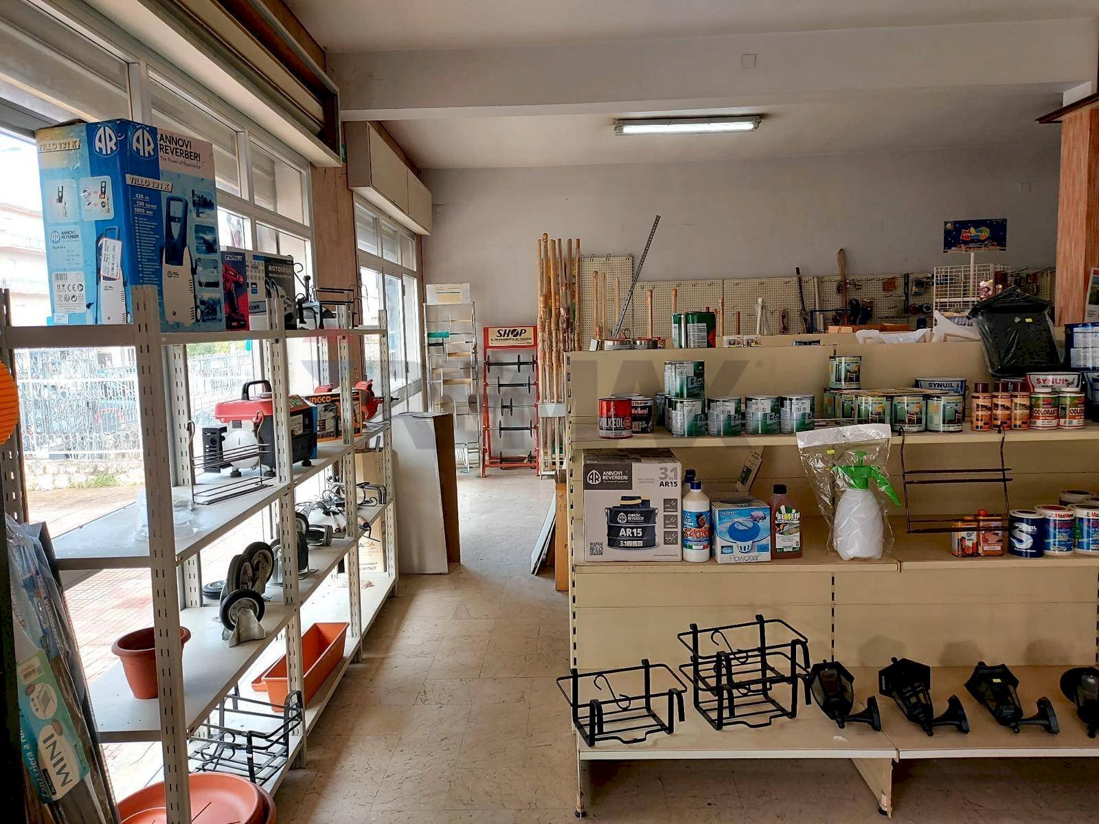 Dispensa di stoccaggio - Locale Commerciale viale dei platani, Partinico - foto 3