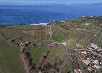 Vista dell\'acqua - Locale Commerciale via belvedere
 
30, Agropoli - foto 10