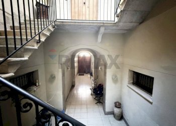 Scale - Independent house Via Marino Torre
 
56, Trapani - photo 2