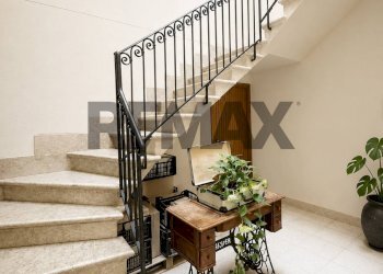 Scale - Independent house Via Marino Torre
 
56, Trapani - photo 3