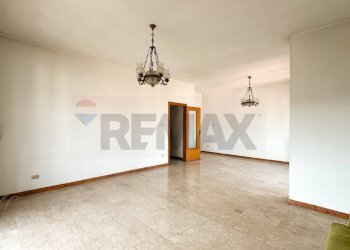 Salone - Appartamento VIA SIMONETTA
 
29, Cosenza - foto 22