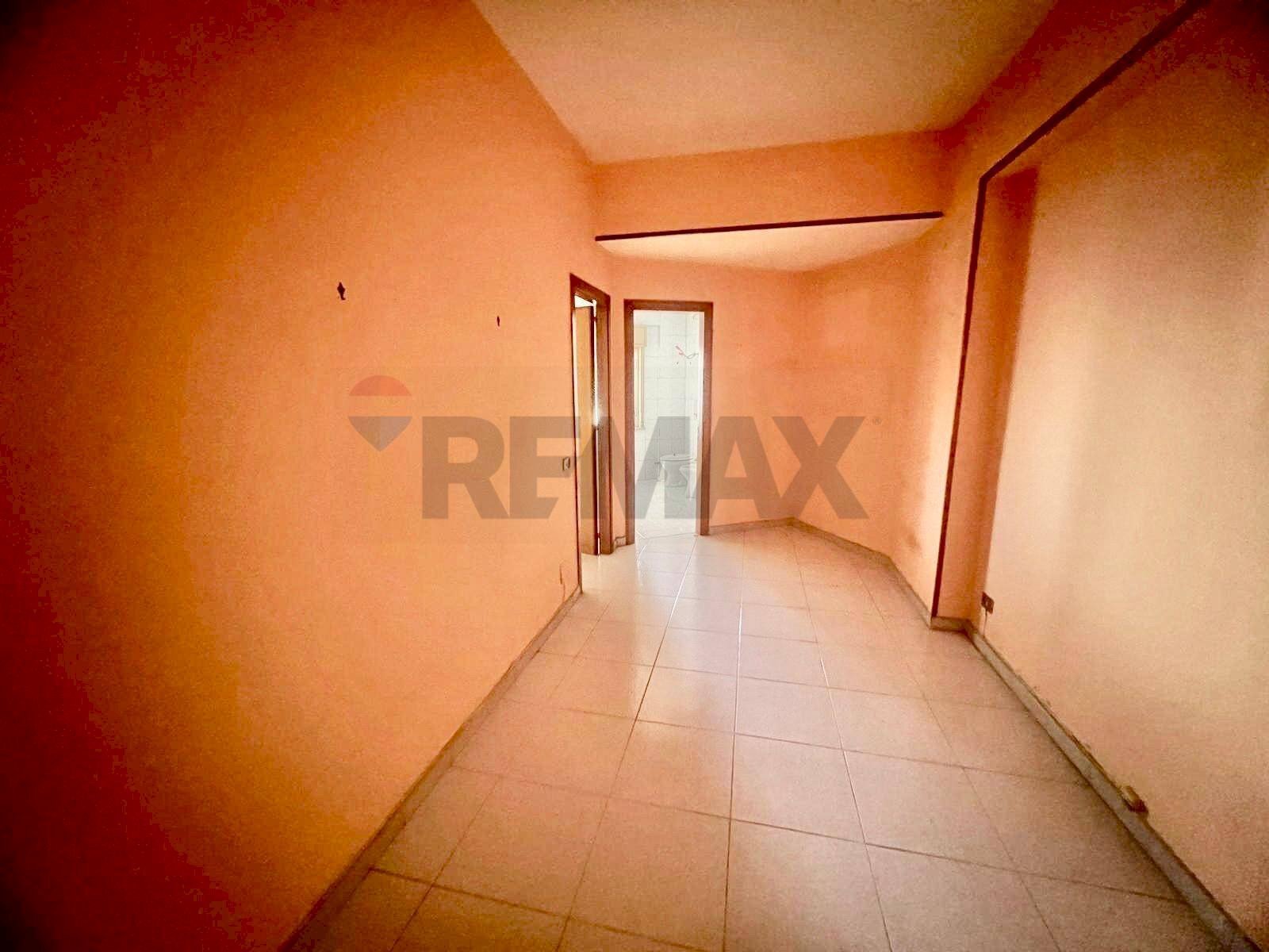 Hall / corridoio - Warehouse Via Aldo Moro
 
84, Monreale - photo 2