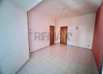 Stanza vuota - Warehouse Via Aldo Moro
 
84, Monreale - photo 1