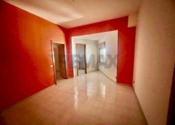 Stanza vuota - Warehouse Via Aldo Moro
 
84, Monreale - photo 3