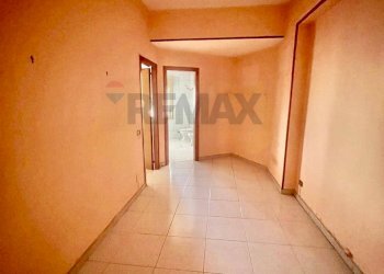 Hall / corridoio - Warehouse Via Aldo Moro
 
84, Monreale - photo 4