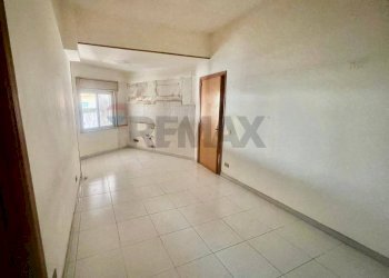 Stanza vuota - Warehouse Via Aldo Moro
 
84, Monreale - photo 7