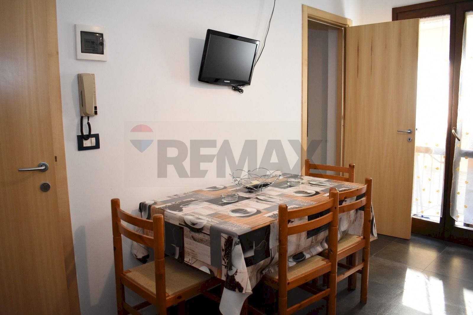 Sala da pranzo - Casa indipendente via verdi
 
10, Castellammare del Golfo - foto 3