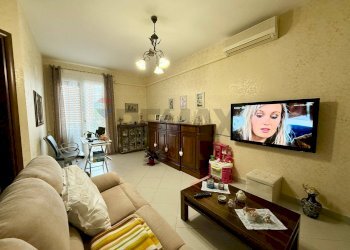 Soggiorno - Three-room apartment Via Altofonte
 
150/A, Monreale - photo 4