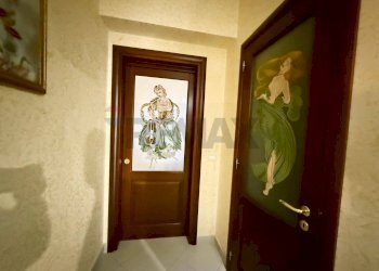 Hall / corridoio - Three-room apartment Via Altofonte
 
150/A, Monreale - photo 8