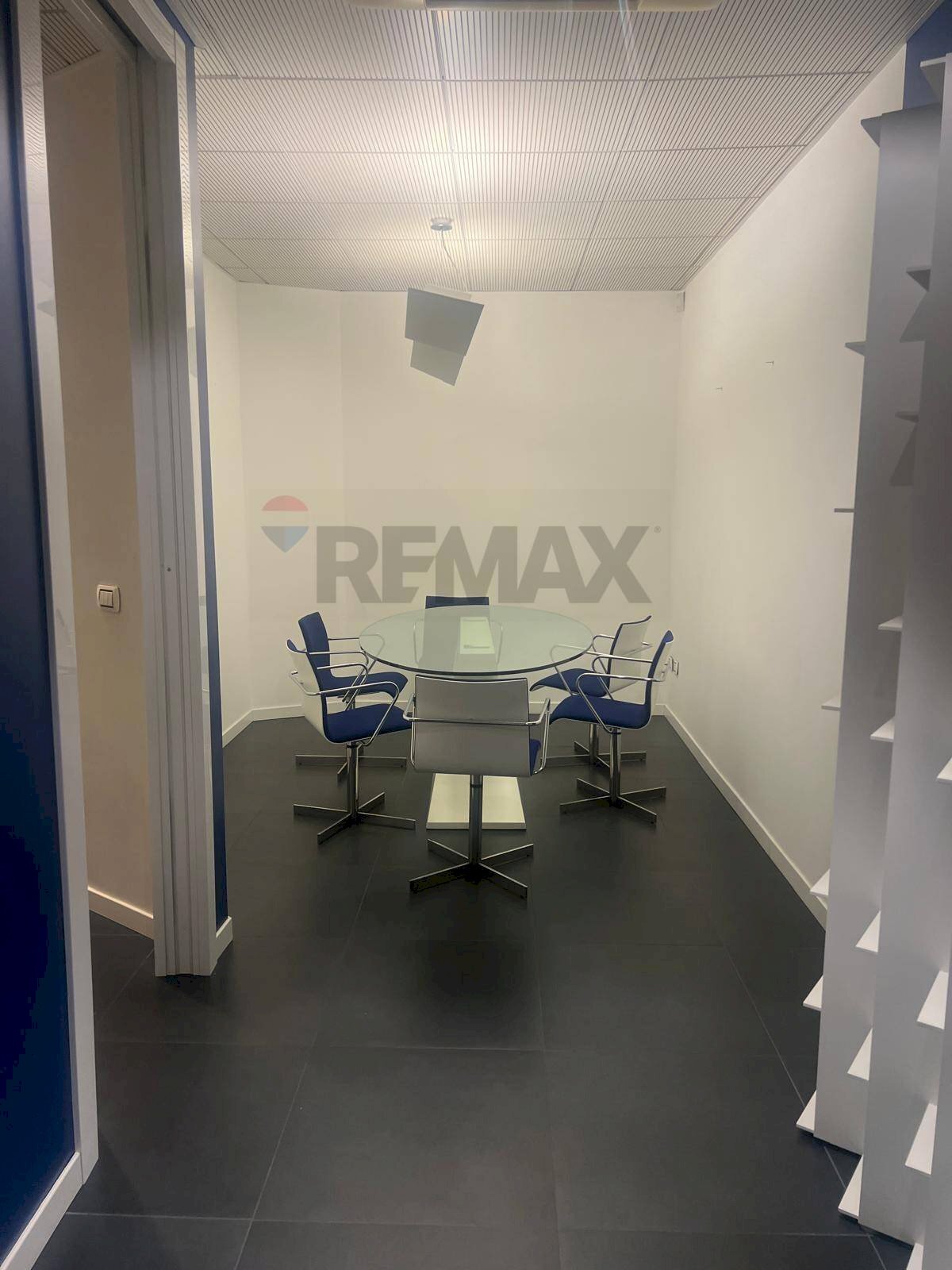 Sala da pranzo - Ufficio via Strasburgo
 
18/a, Parma - foto 2