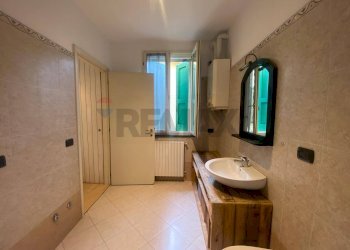 Bagno - Two-room apartment Via 25 Aprile
 
28, Sant'Ilario d'Enza - photo 19