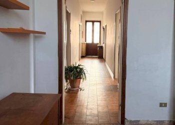 Corridoio - Villa via Francesco Arese, Varese (zona Casbeno) - foto 9