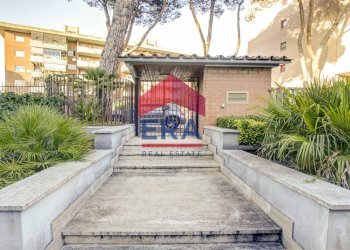 INGRESSO CONDOMINIO - Appartamento Via Padre G.A.Filippini
151, Roma - foto 4