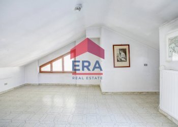 SOGGIORNO secondo piano - Appartamento Via Padre G.A.Filippini
151, Roma - foto 21