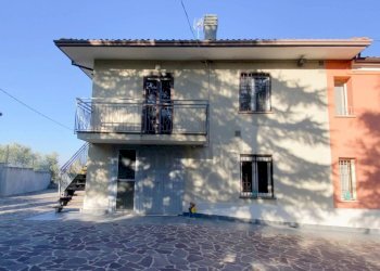 Facciata - Villa via Brocchi, 73, Verucchio - foto 32