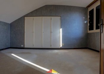 Camera da letto - Attico via Giovanni Battista Bodoni, 71, Saluzzo - foto 24