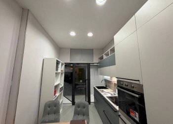 Interno non residenziale - Negozio piazza Albertina, 19, Genova (zona Sestri Ponente) - foto 10